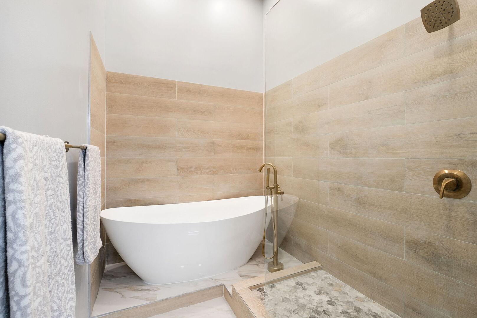 120 South State Street, Unit 4 Chicago, IL 60603 - Photo 23 of 33