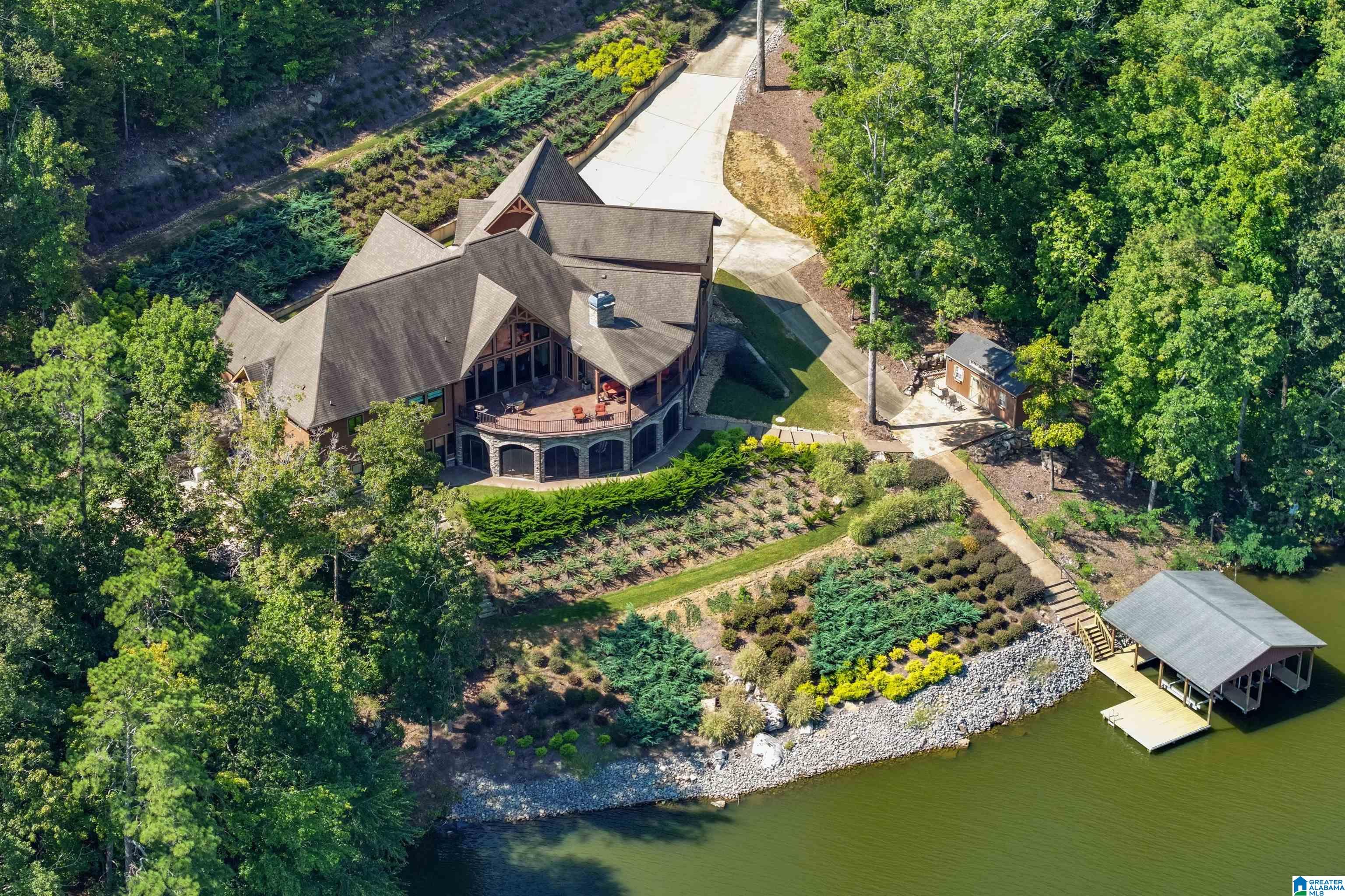 2499 Waldrop Road Ashville, AL 35953 - Photo 1 of 83