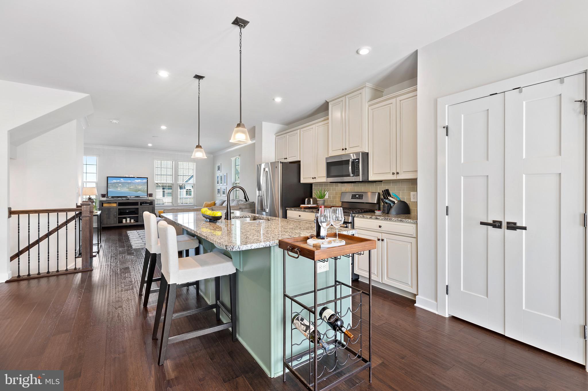 18077 Red Mulberry Road Dumfries, VA 22026 - Photo 24 of 60 Upgraded Gourmet Kitchen
