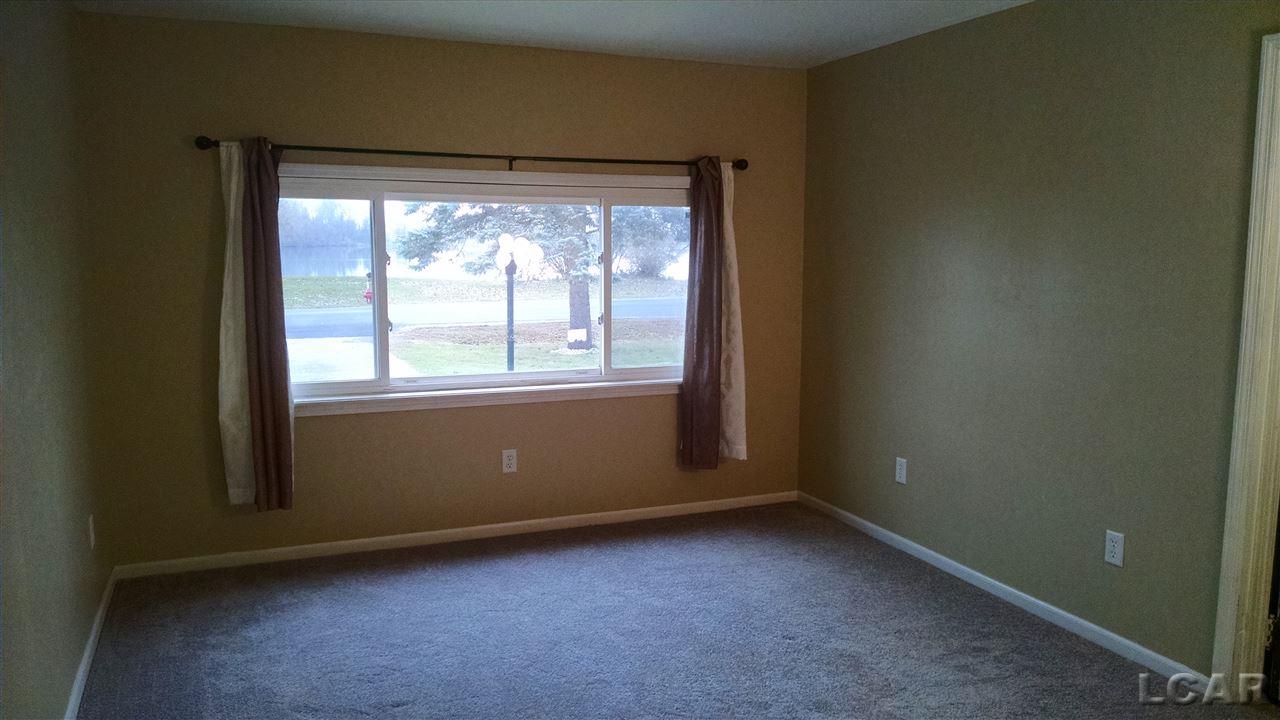 2044 West Cadmus Road Adrian, MI 49221 - Photo 8 of 14 31270872-7.JPG