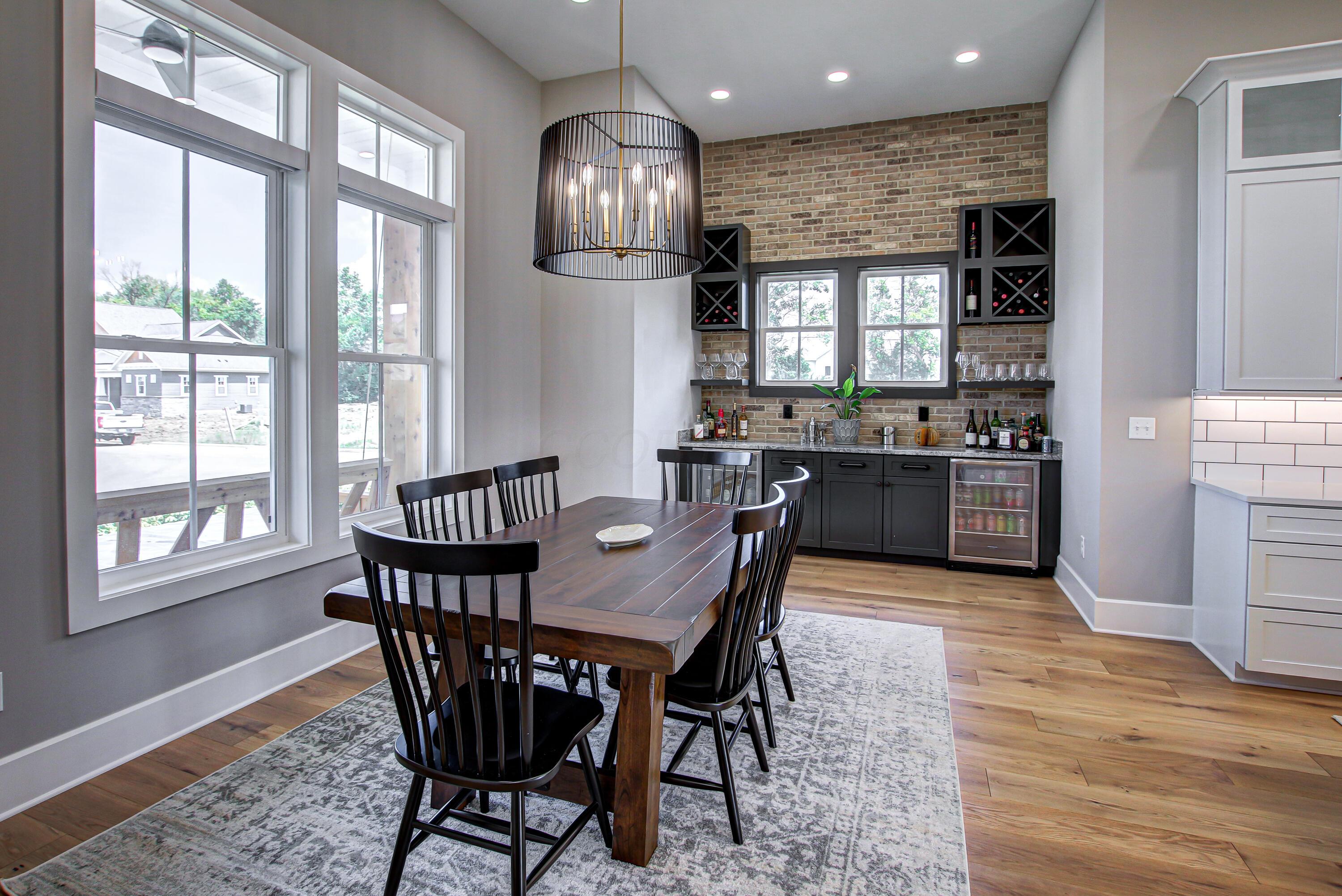 986 Lale Point Delaware, OH 43015 - Photo 11 of 20 2320 Red Oak St-159