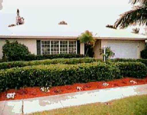 820 Southwest 14th Drive Boca Raton, FL 33486 - Photo 1 of 1 Primary Photo