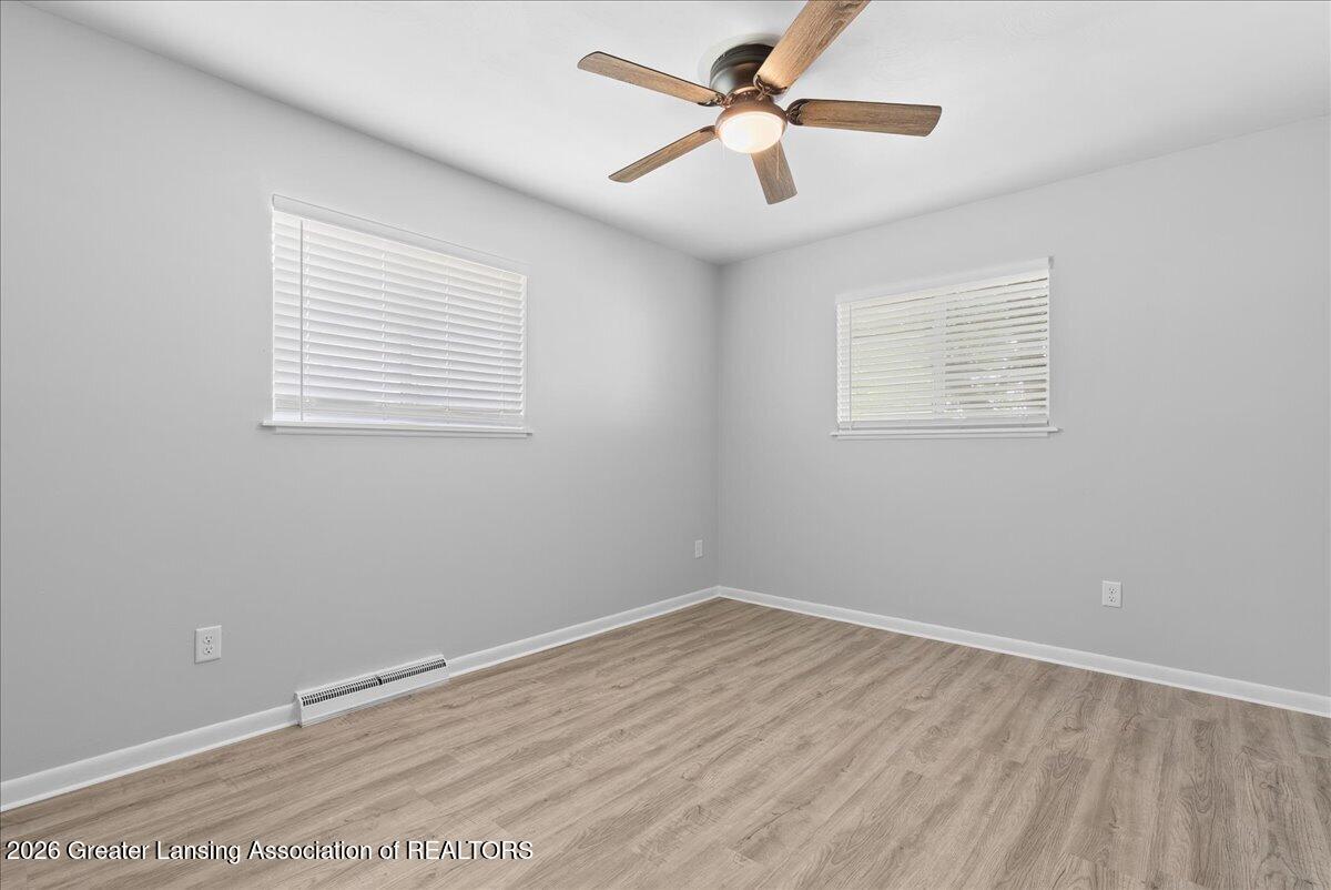6041 Hilliard Road Lansing, MI 48911 - Photo 14 of 26 22-Media Jett - 13