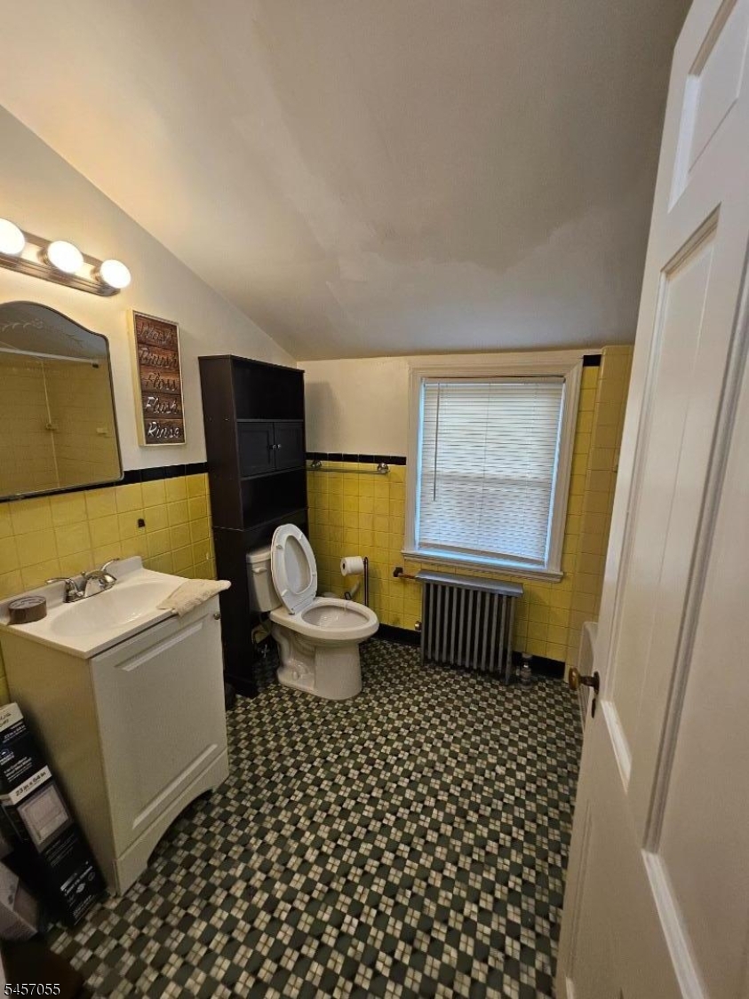 159 Ridge Avenue, Unit 2 Bloomfield, NJ 07003 - Photo 5 of 13 Gallery Image 5