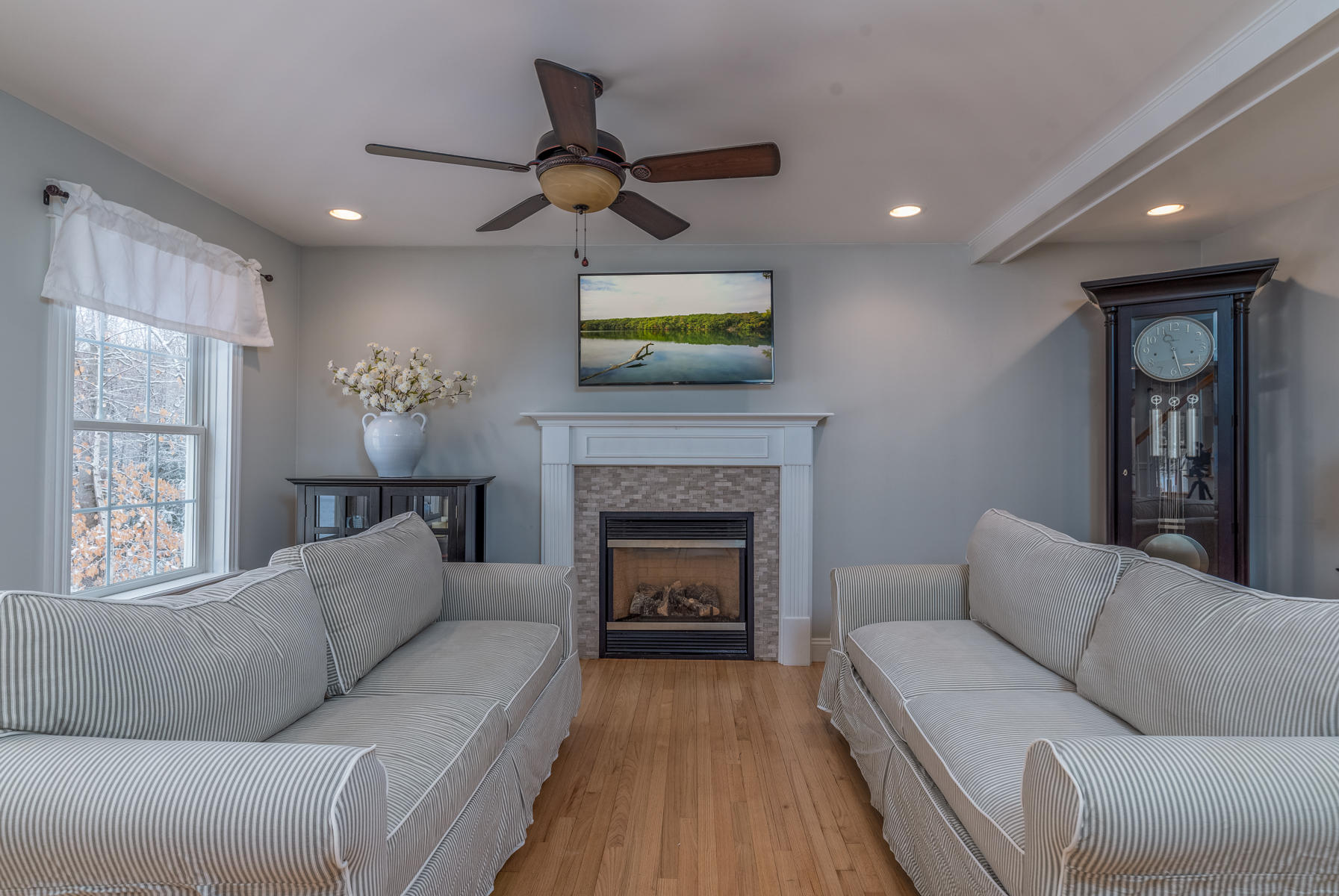9 Bowden's Way Windham, ME 04062 - Photo 7 of 51 Living Room
