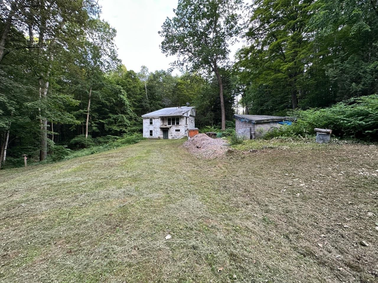 84 Signal Pine Road Putney, VT 05346 - Photo 2 of 15