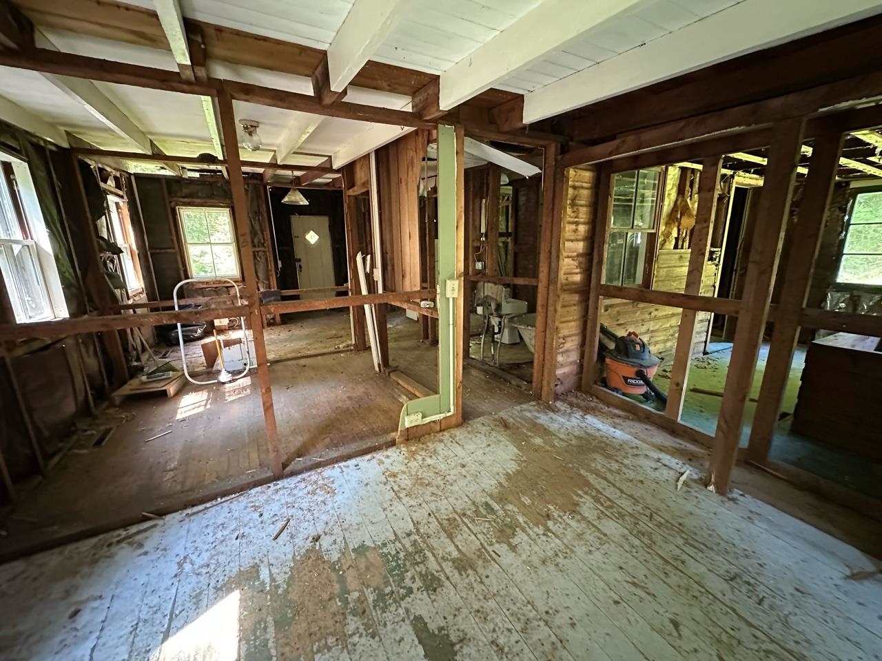 84 Signal Pine Road Putney, VT 05346 - Photo 10 of 15