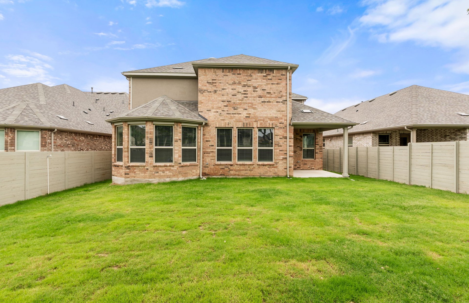 829 Round Mountain Pass Georgetown, TX 78628 - Photo 14 of 17