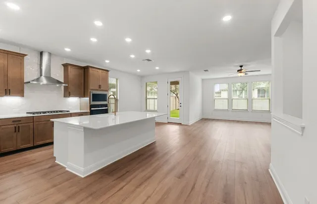 $549,990 | 829 Round Mountain Pass, Georgetown, TX 78628