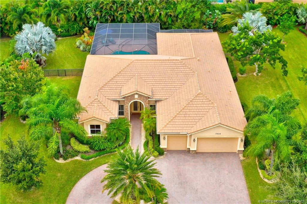 7426 Southeast Laque Circle Stuart, FL 34997 - Photo 3 of 81