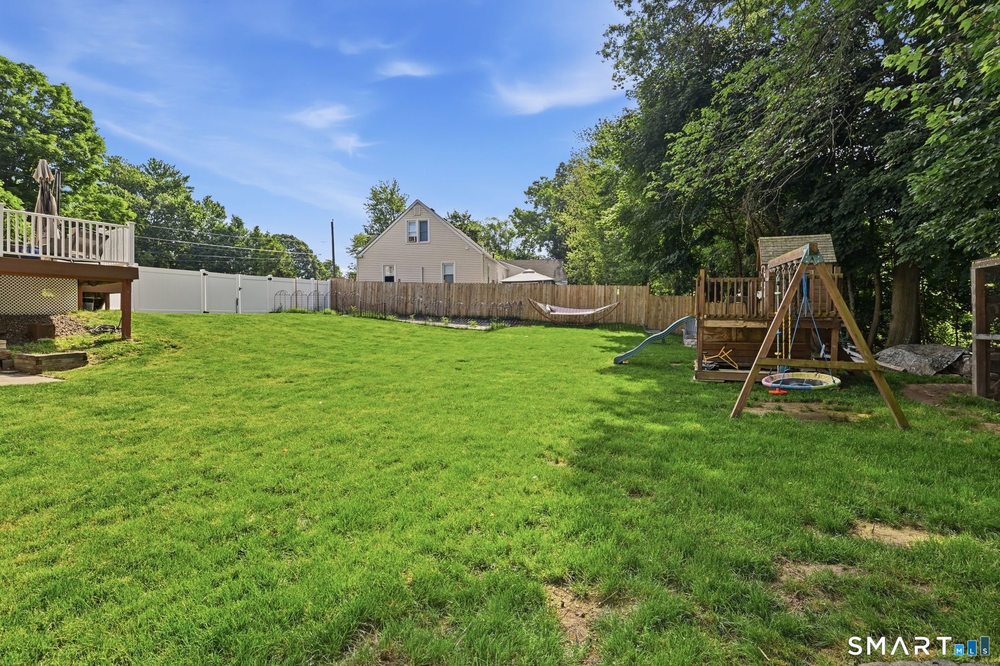 18 Freemont Road Enfield, CT 06082 - Photo 34 of 36