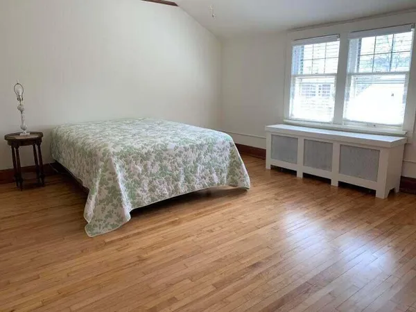 $3,295 | 2907 East Hampshire Avenue, Milwaukee, WI 53211