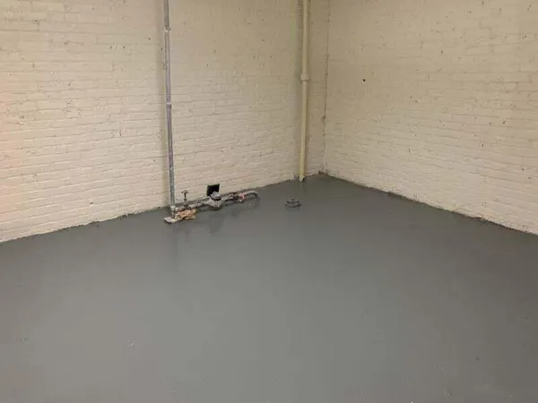 $3,295 | 2907 East Hampshire Avenue, Milwaukee, WI 53211