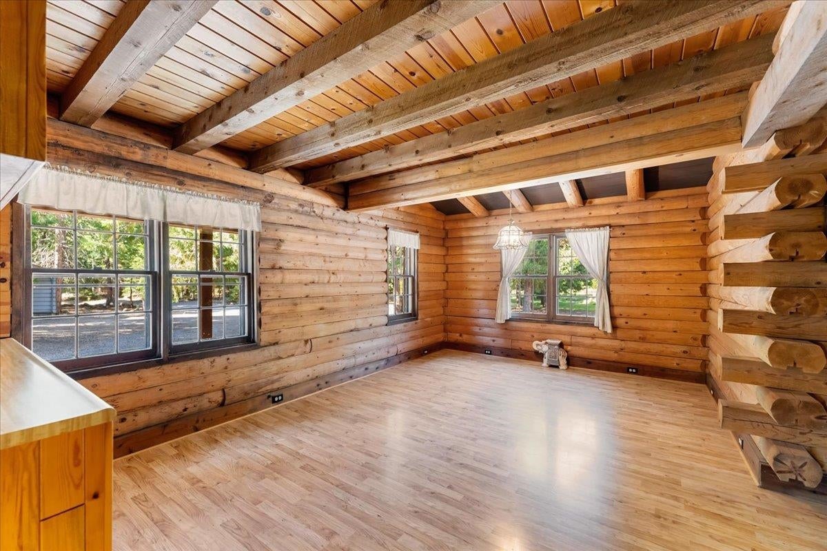 4140 Columbine Road Weed, CA 96094 - Photo 18 of 41 Gallery Image 18