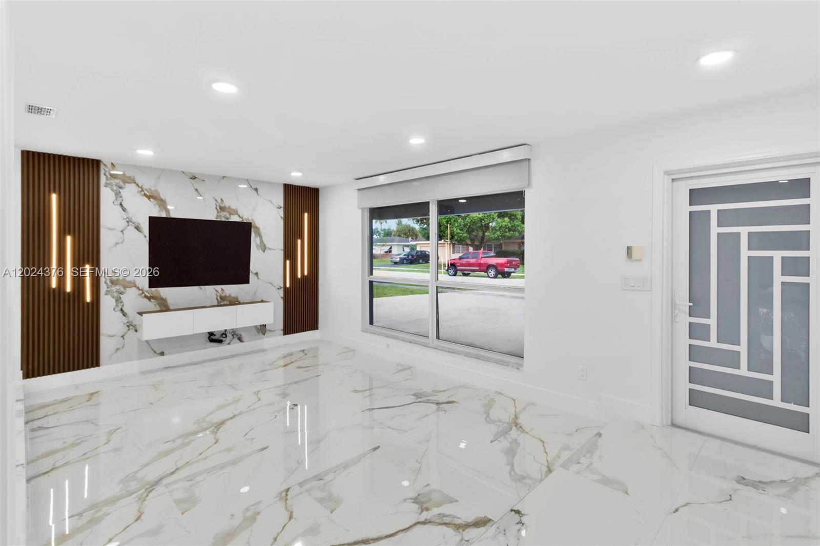 7220 Northwest 10th Place Plantation, FL 33313 - Photo 6 of 43