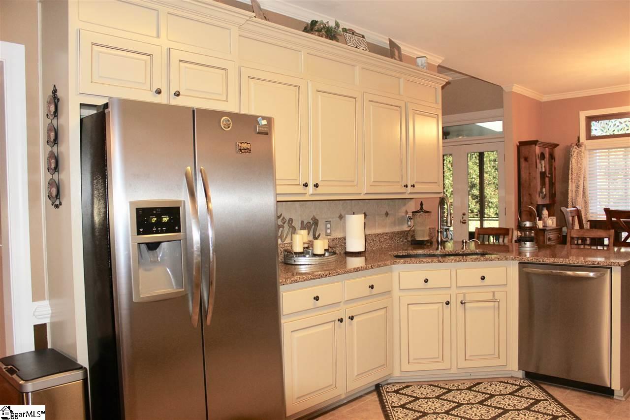 19 English Oak Road Simpsonville, SC 29681 - Photo 15 of 36 Gallery Image 15