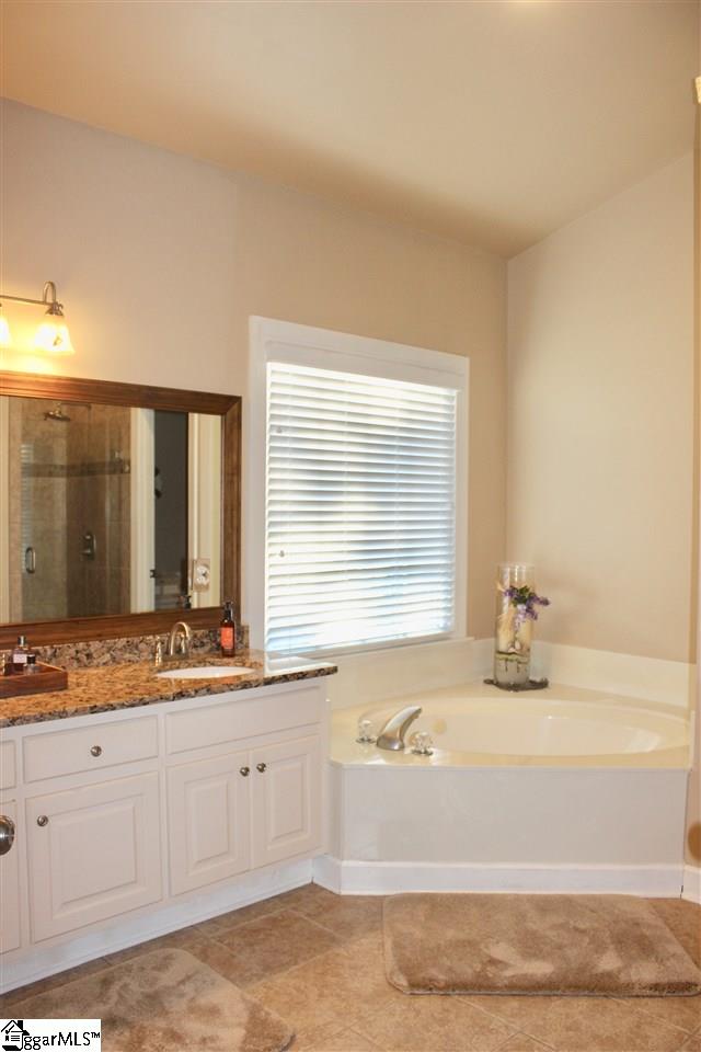 19 English Oak Road Simpsonville, SC 29681 - Photo 21 of 36 Gallery Image 21