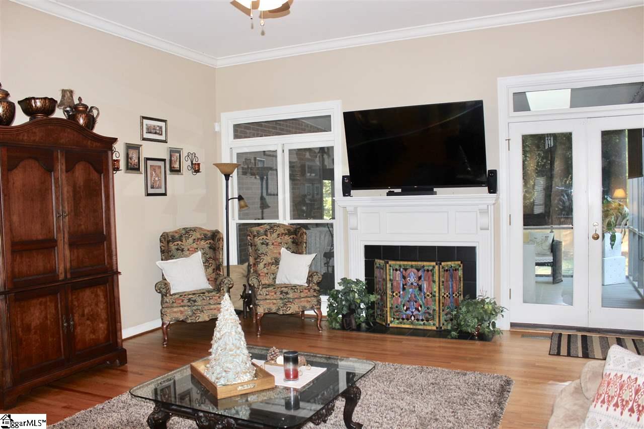 19 English Oak Road Simpsonville, SC 29681 - Photo 5 of 36 Gallery Image 5