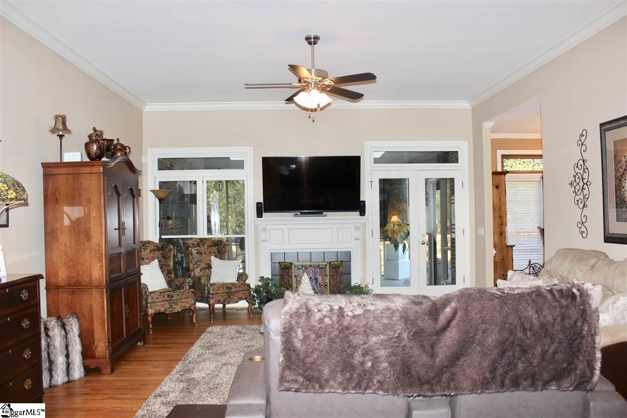 19 English Oak Road Simpsonville, SC 29681 - Photo 7 of 36 Gallery Image 7