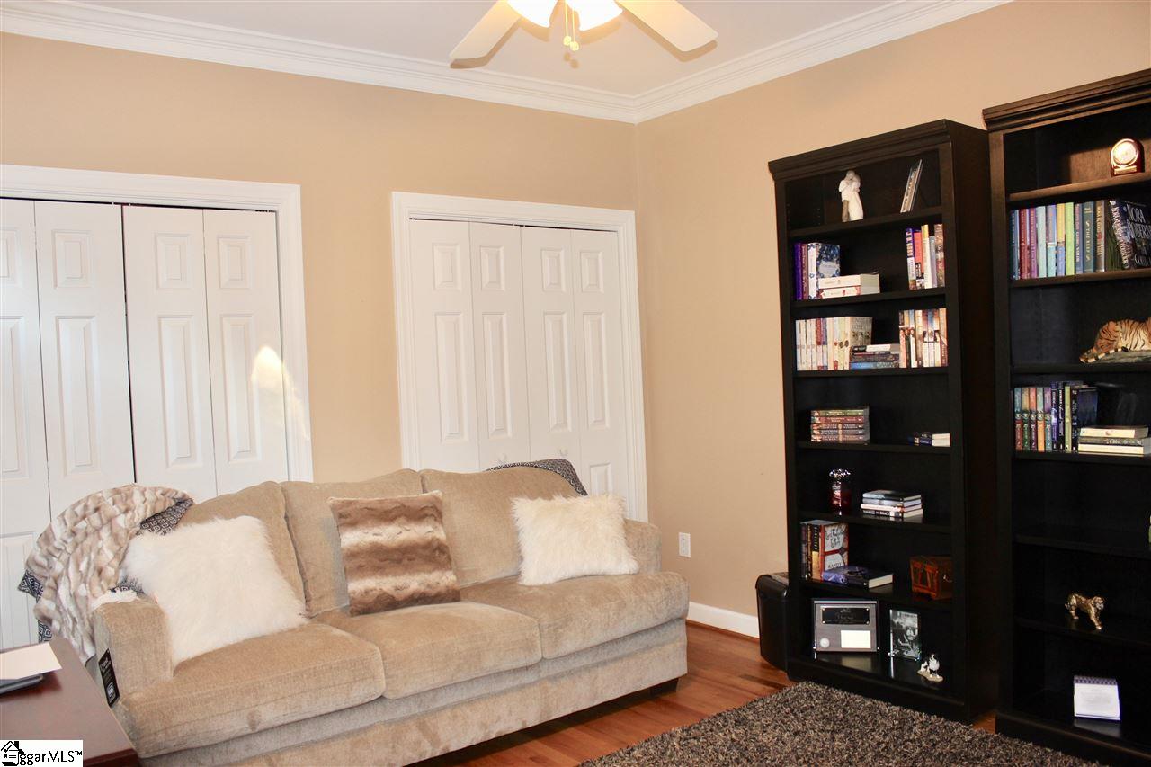 19 English Oak Road Simpsonville, SC 29681 - Photo 9 of 36 Gallery Image 9