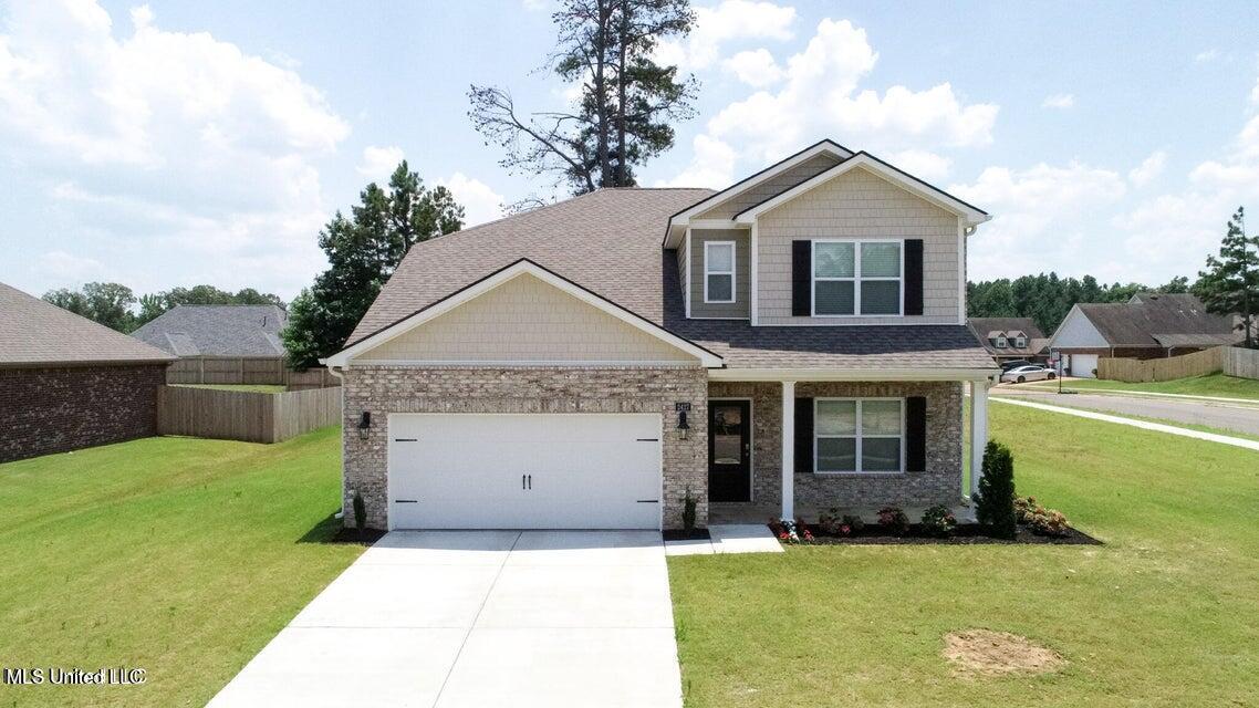 2427 Hyacinth Lane Hernando, MS 38632 - Photo 1 of 12 Welcome Home