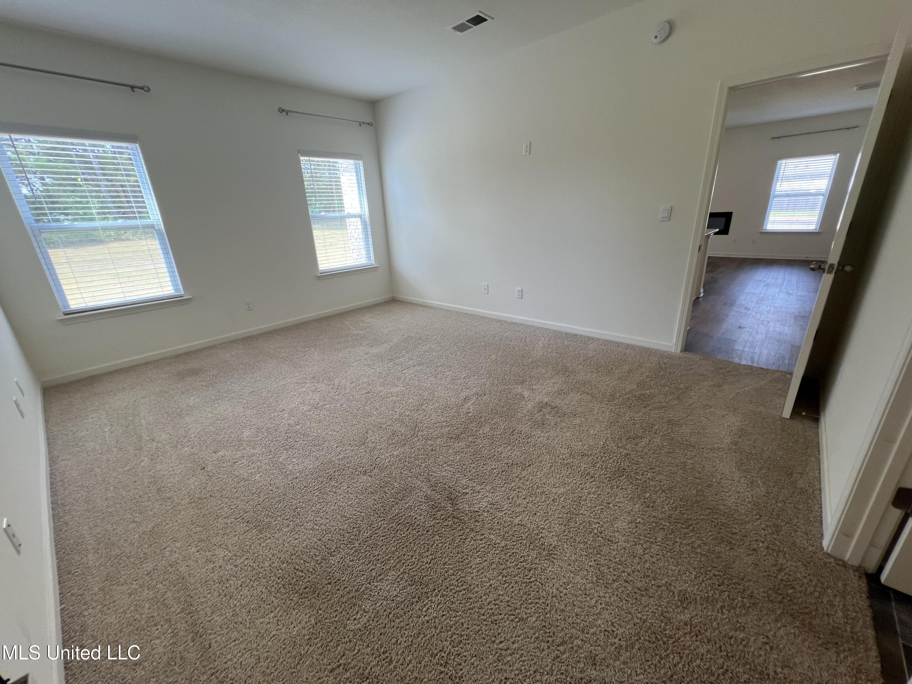 2427 Hyacinth Lane Hernando, MS 38632 - Photo 5 of 12 Master Bedroom