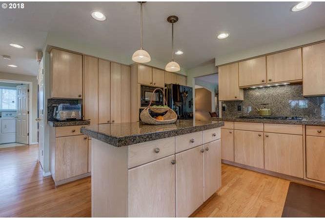 2519 Northeast 165th Street Ridgefield, WA 98642 - Photo 9 of 29 Gallery Image 9
