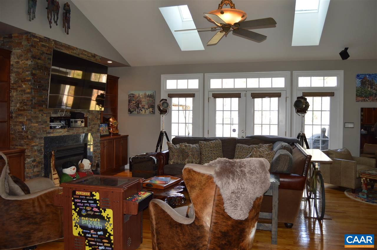 94 Taylor Ridge Way Palmyra, VA 22963 - Photo 8 of 44 Gallery Image 8