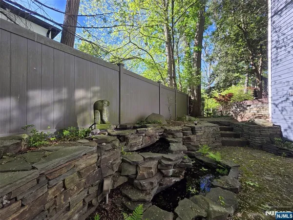 $7,800 | 33 Cedar Lane, Closter, NJ 07624
