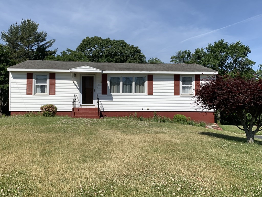 71 Worcester Road Webster, MA 01570 - Photo 1 of 21 Gallery Image 1