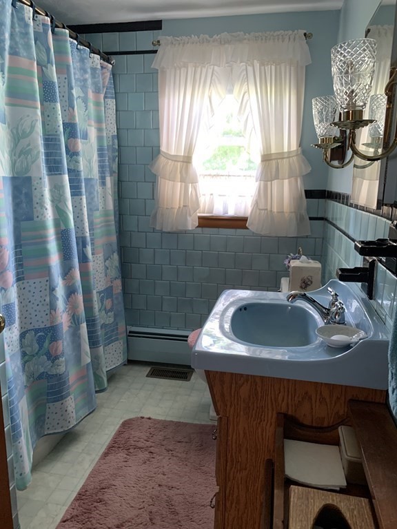 71 Worcester Road Webster, MA 01570 - Photo 16 of 21 Gallery Image 16