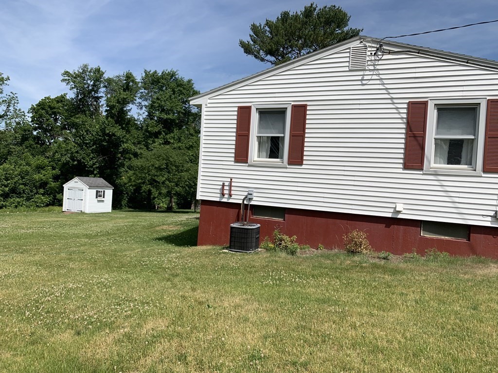 71 Worcester Road Webster, MA 01570 - Photo 19 of 21 Gallery Image 19