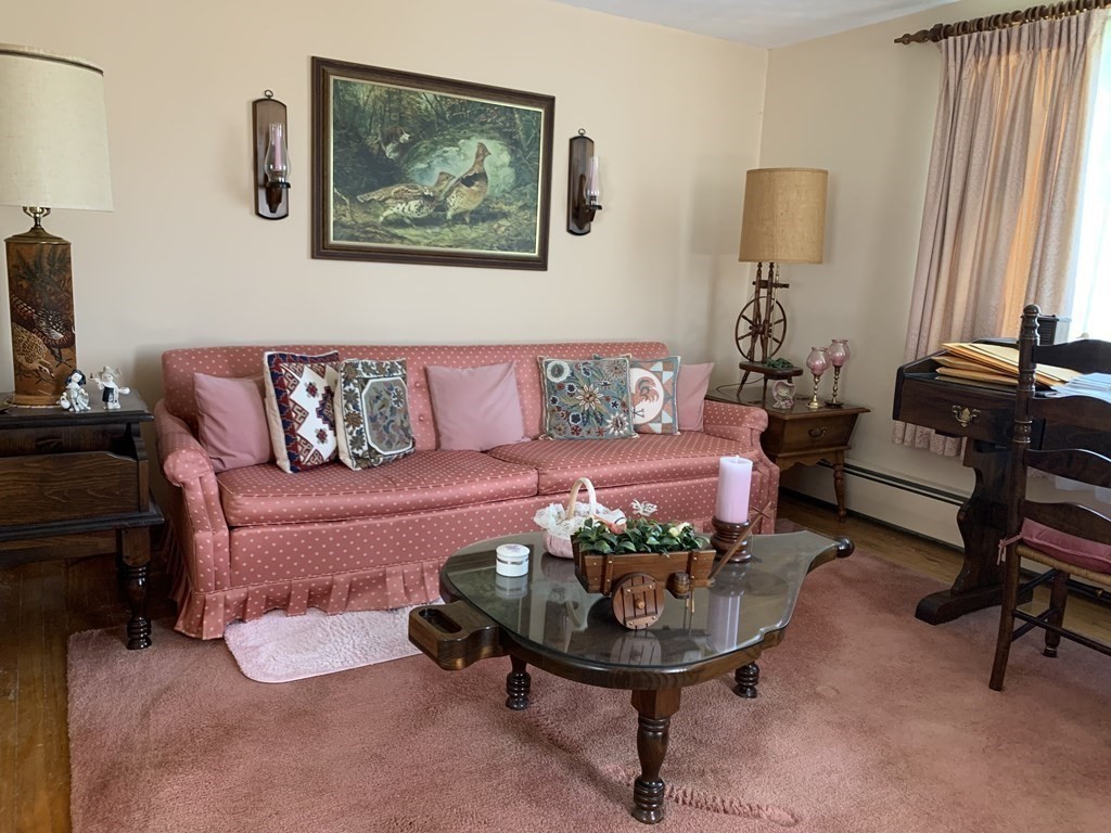 71 Worcester Road Webster, MA 01570 - Photo 7 of 21 Gallery Image 7