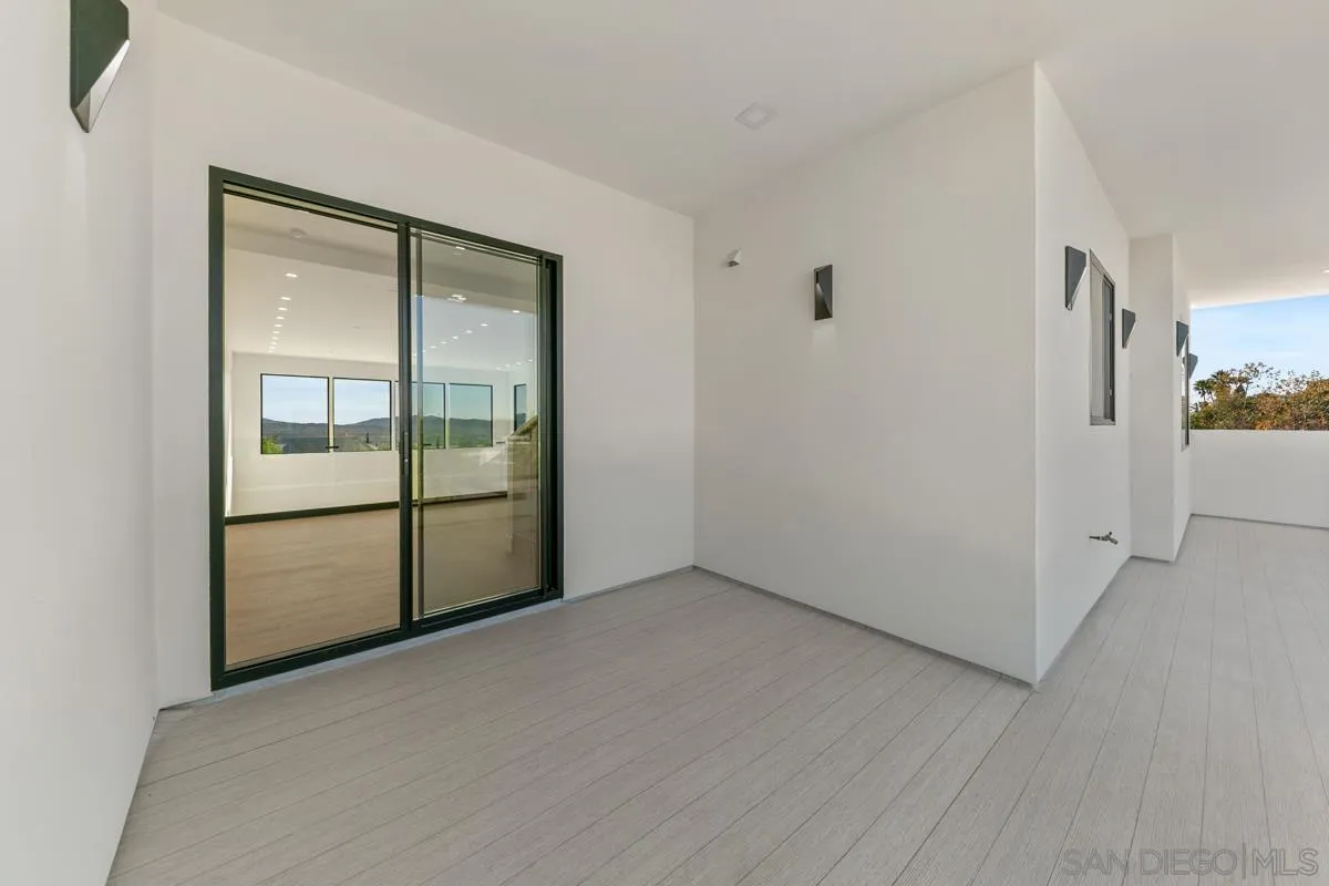 41955 Altanos Road Temecula, CA 92592 - Photo 20 of 50