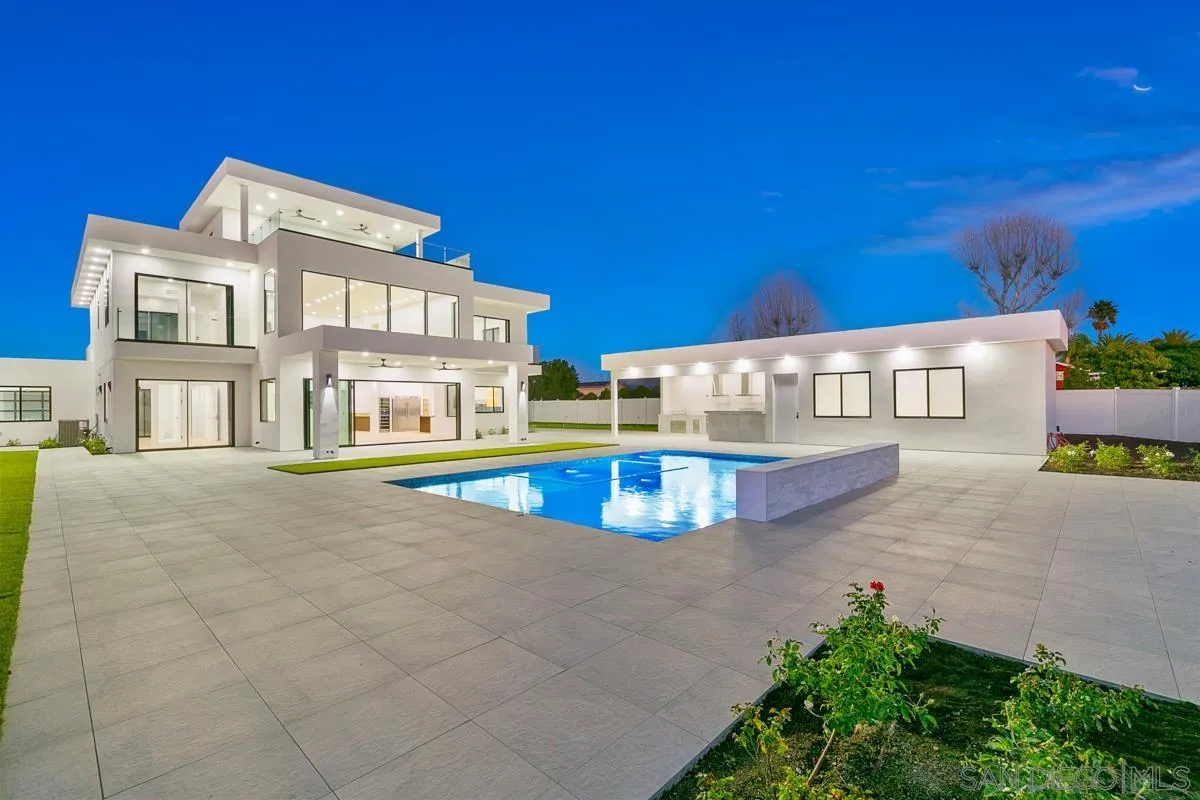 41955 Altanos Road Temecula, CA 92592 - Photo 4 of 50