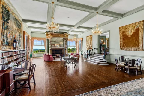 $5,999,900 | 4 Windmill Hill Road, Dublin, NH 03444