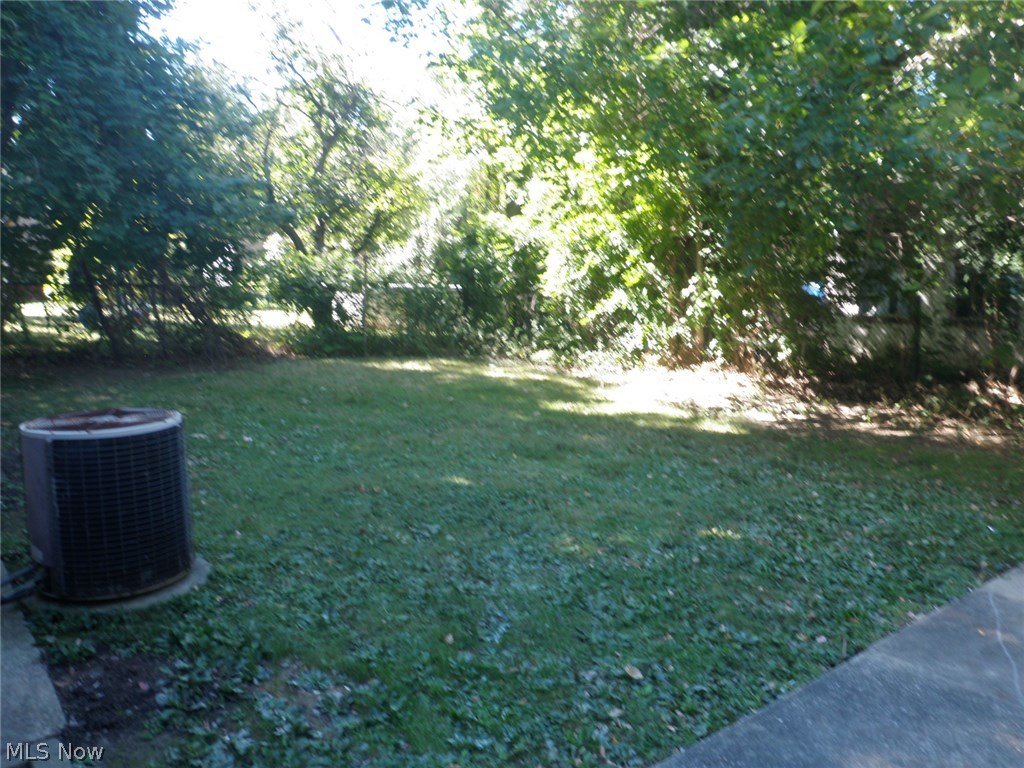 1462 Maplegrove Road South Euclid, OH 44121 - Photo 2 of 15 Great low maintenance yard