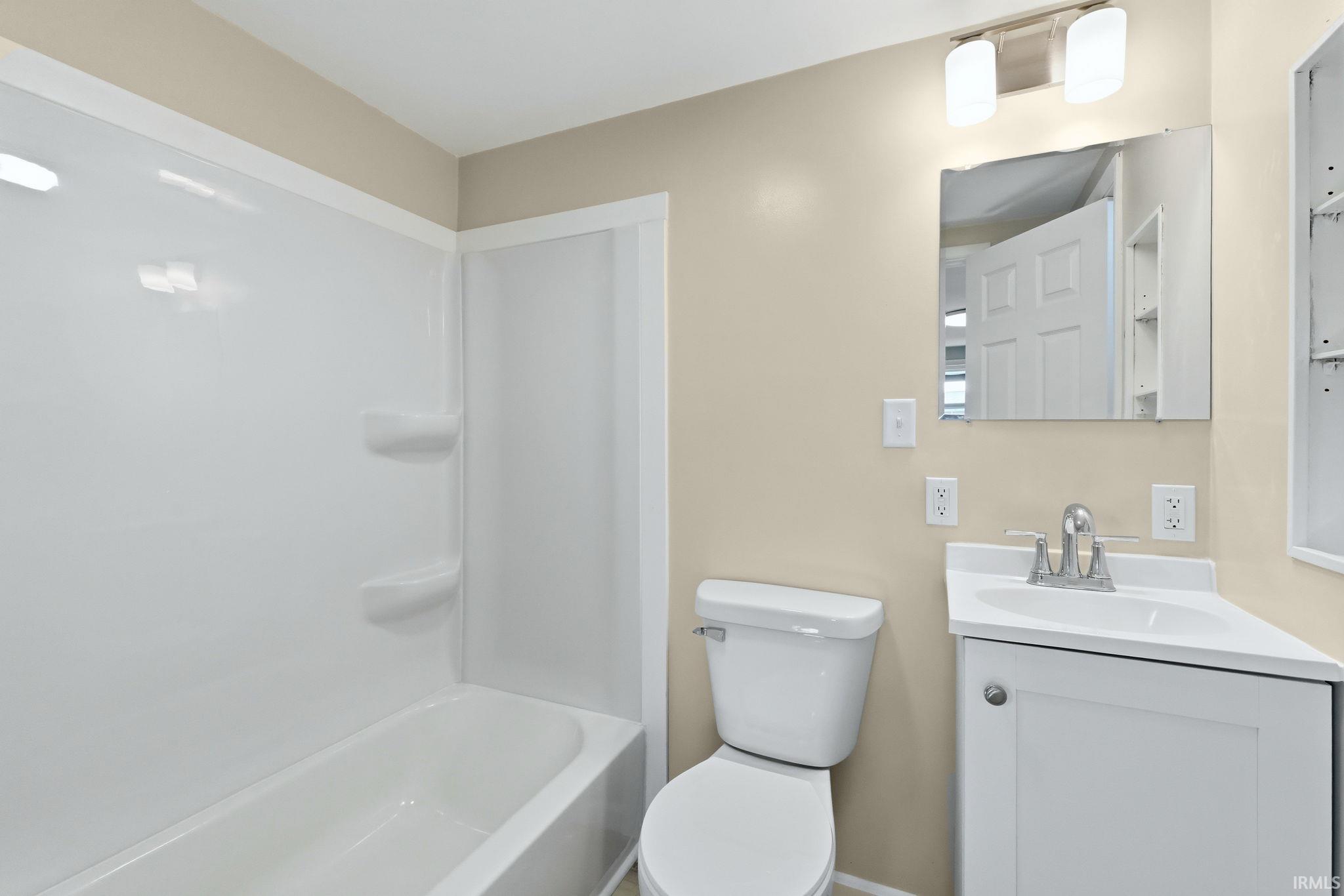 7732 Hosler Road Leo, IN 46765 - Photo 14 of 30