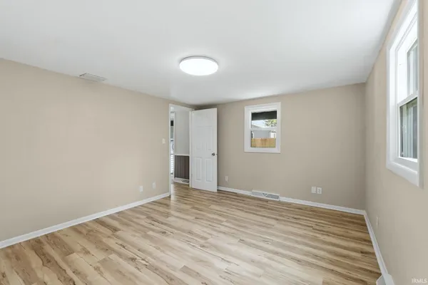 $259,900 | 7732 Hosler Road, Leo, IN 46765
