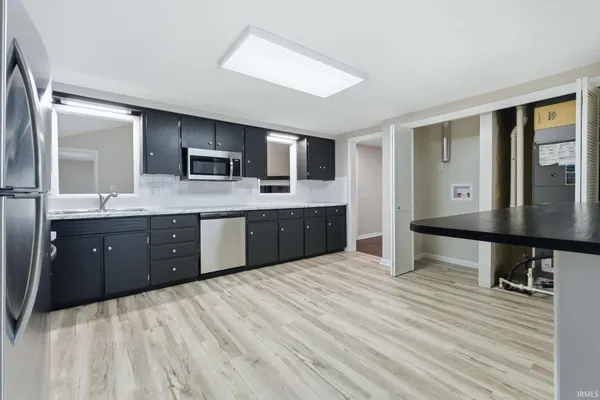 $259,900 | 7732 Hosler Road, Leo, IN 46765