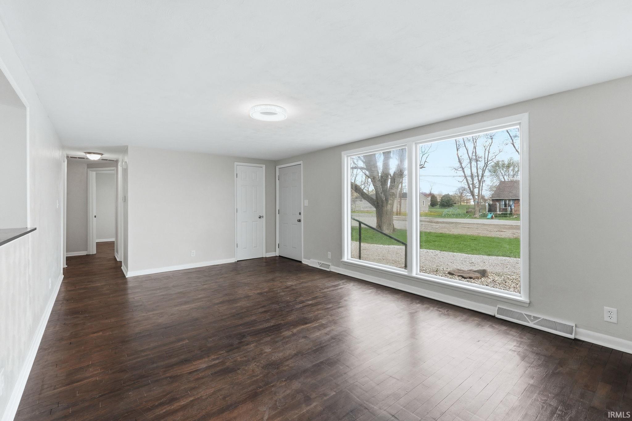 7732 Hosler Road Leo, IN 46765 - Photo 7 of 30