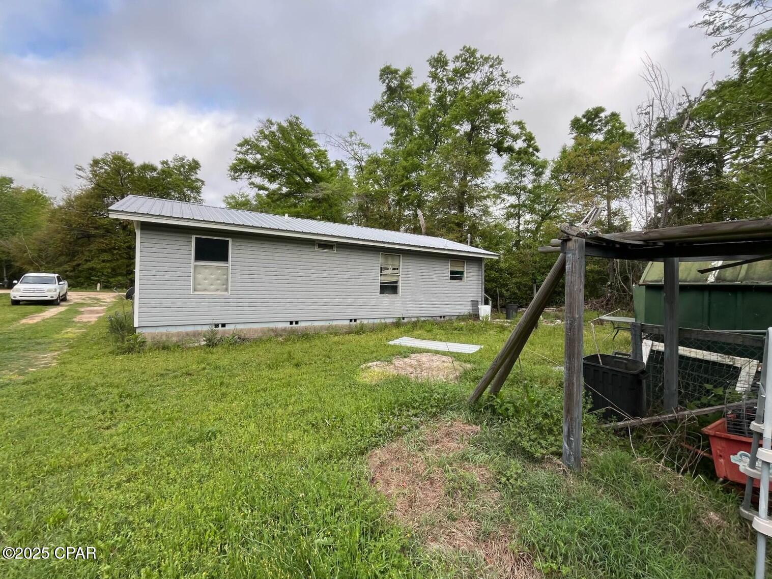 2366 Franklin Loop Marianna, FL 32446 - Photo 3 of 15