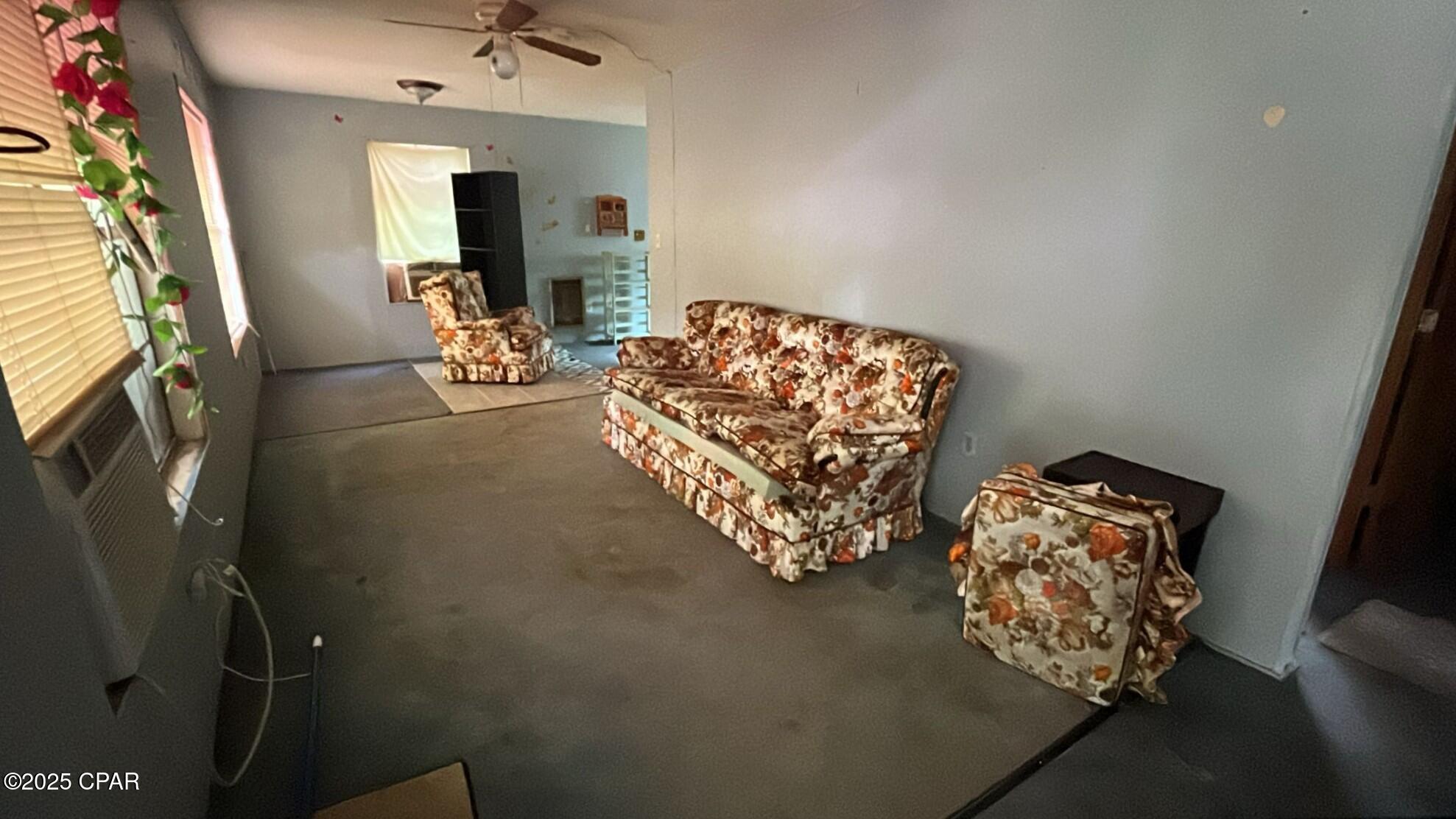 2366 Franklin Loop Marianna, FL 32446 - Photo 9 of 15