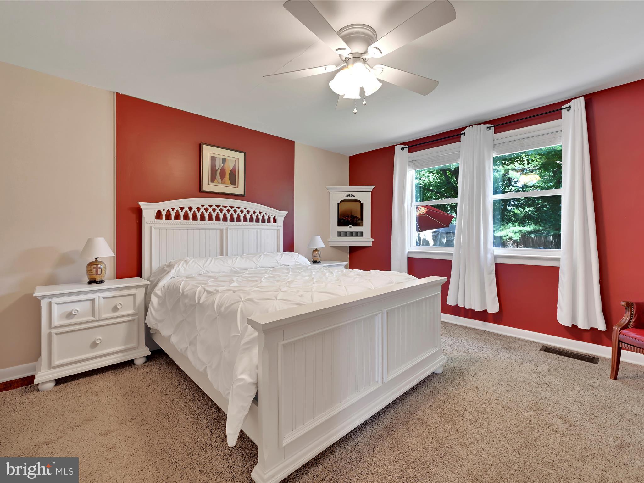 407 Vaughn Road Royersford, PA 19468 - Photo 13 of 32 Owners Bedroom is roomy