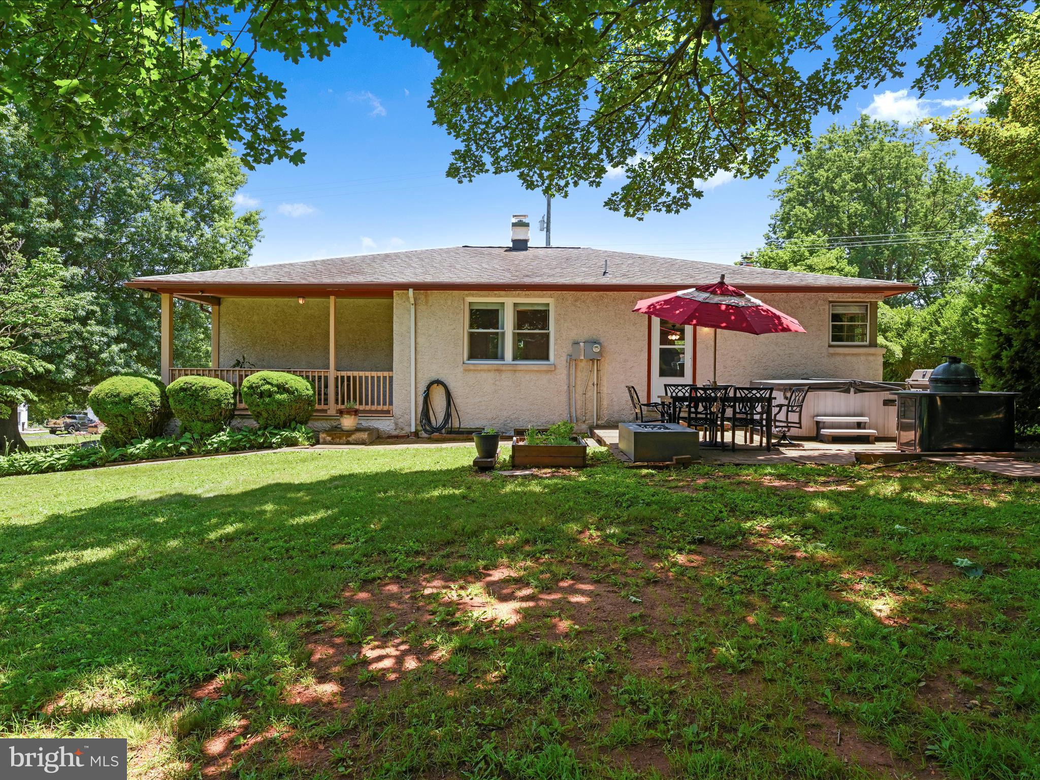 407 Vaughn Road Royersford, PA 19468 - Photo 29 of 32 Great spacei in this backyard!