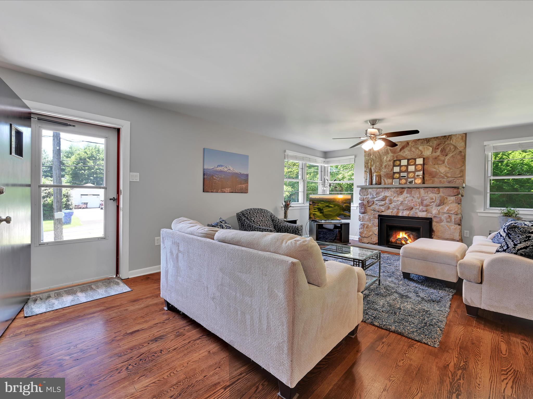 407 Vaughn Road Royersford, PA 19468 - Photo 4 of 32 Lots of Natural Light in this Living Room