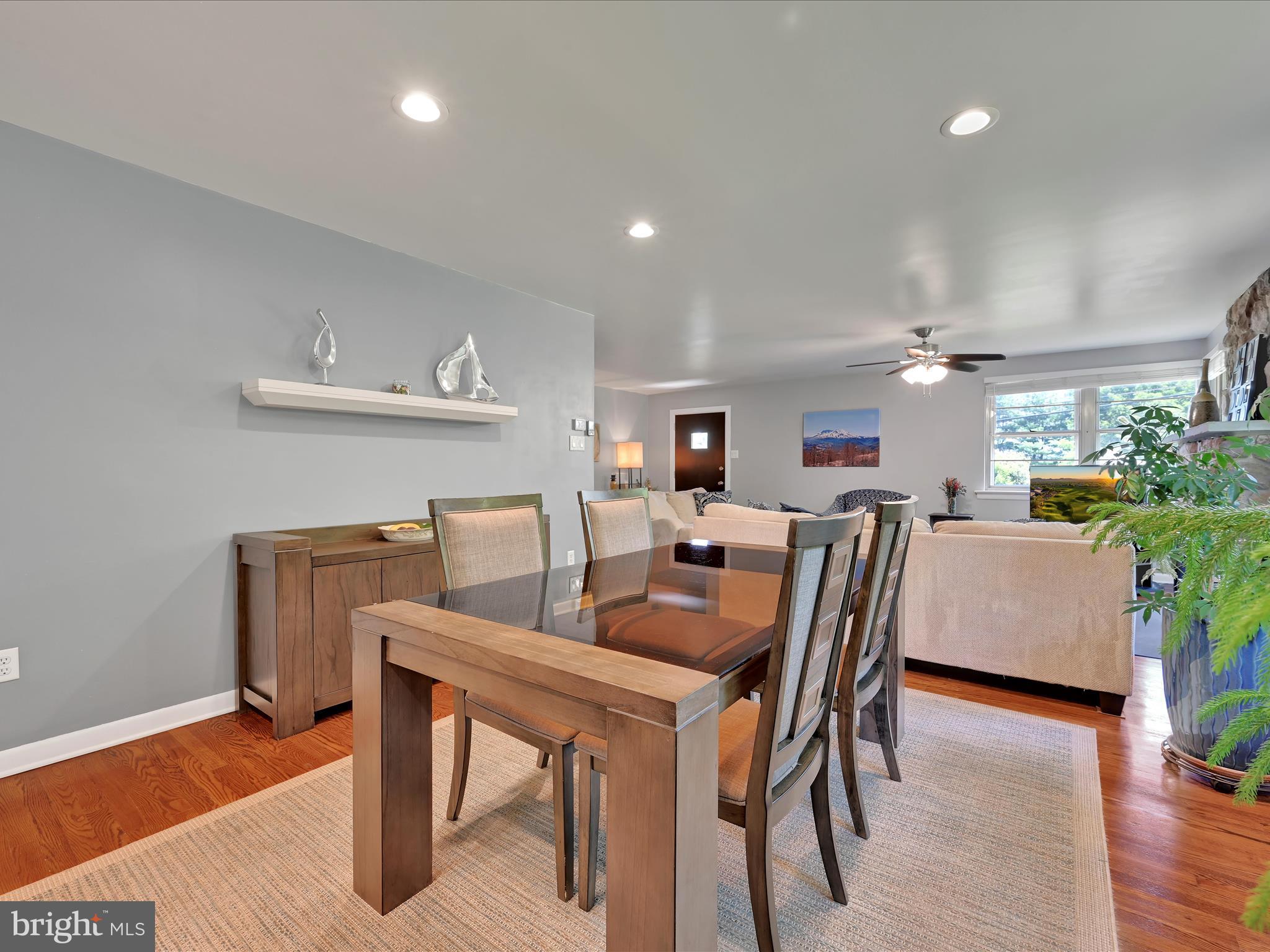407 Vaughn Road Royersford, PA 19468 - Photo 9 of 32 Dining Room is great for casual and formal