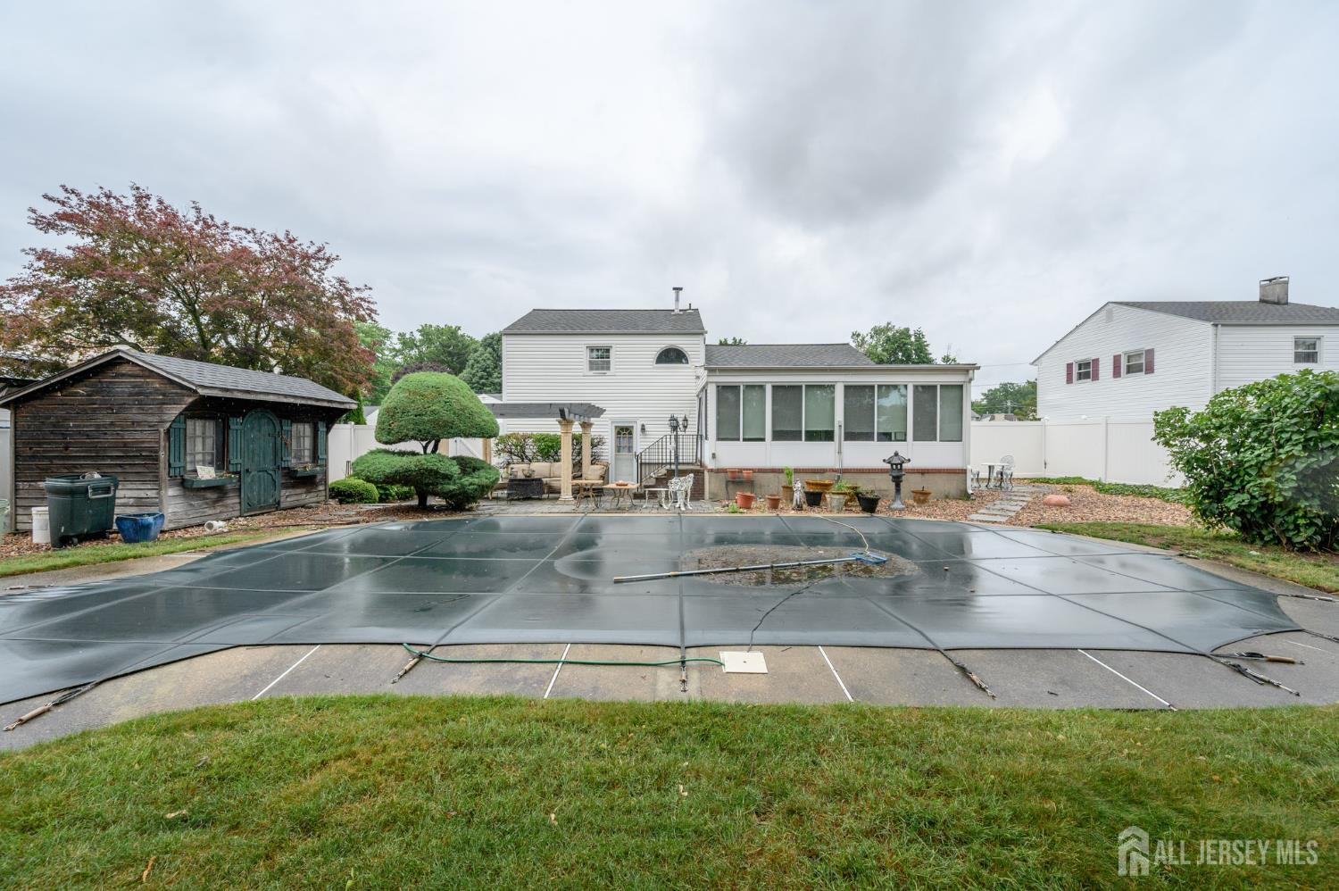 317 Libourel Road South Plainfield, NJ 07080 - Photo 33 of 40
