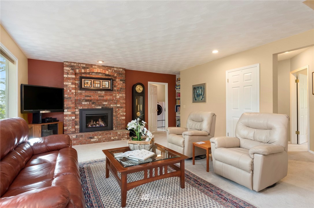 12201 Northeast 164th Street Bothell, WA 98011 - Photo 14 of 25 Gallery Image 14