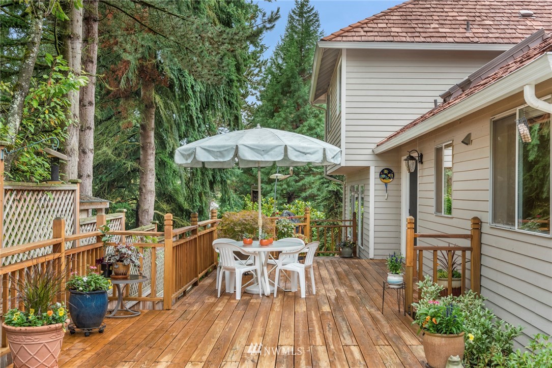 12201 Northeast 164th Street Bothell, WA 98011 - Photo 22 of 25 Gallery Image 22